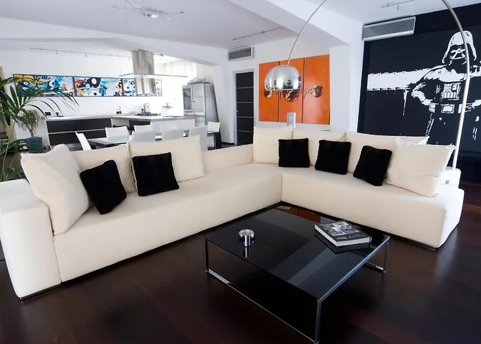 Apartment Marvel House - By My In *